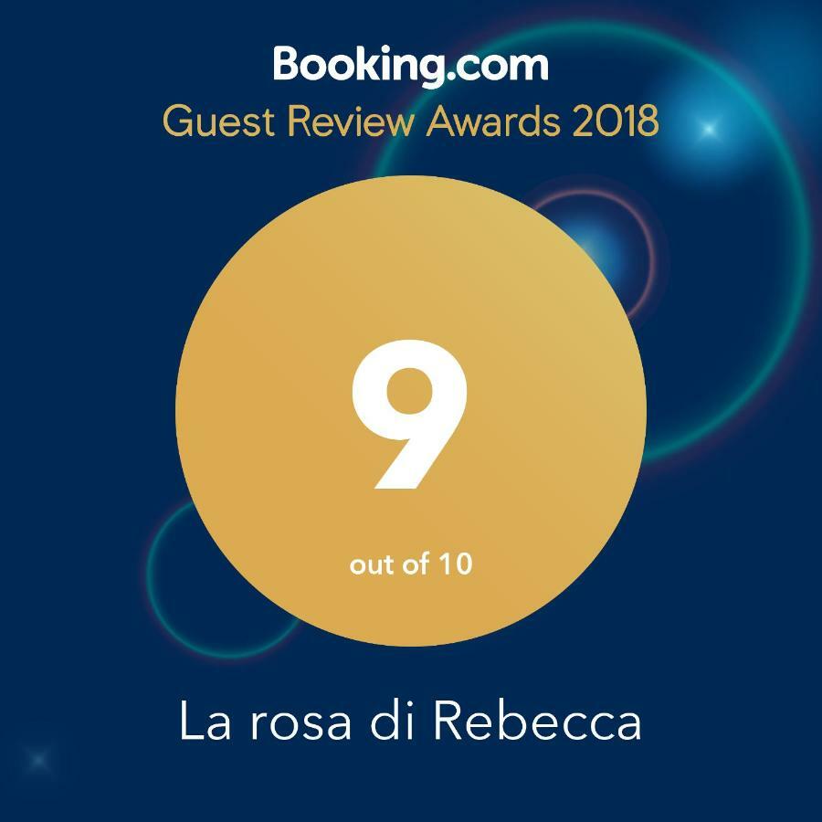 לינה וארוחת בוקר מונופולי La Rosa Di Rebecca מראה חיצוני תמונה